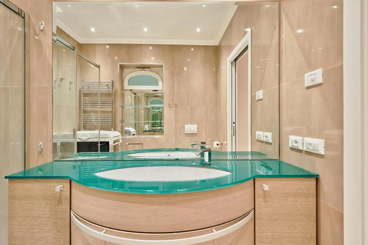 Family In Rialto - Centro Citta Full Optional Apartment Venice 0*,  Italy